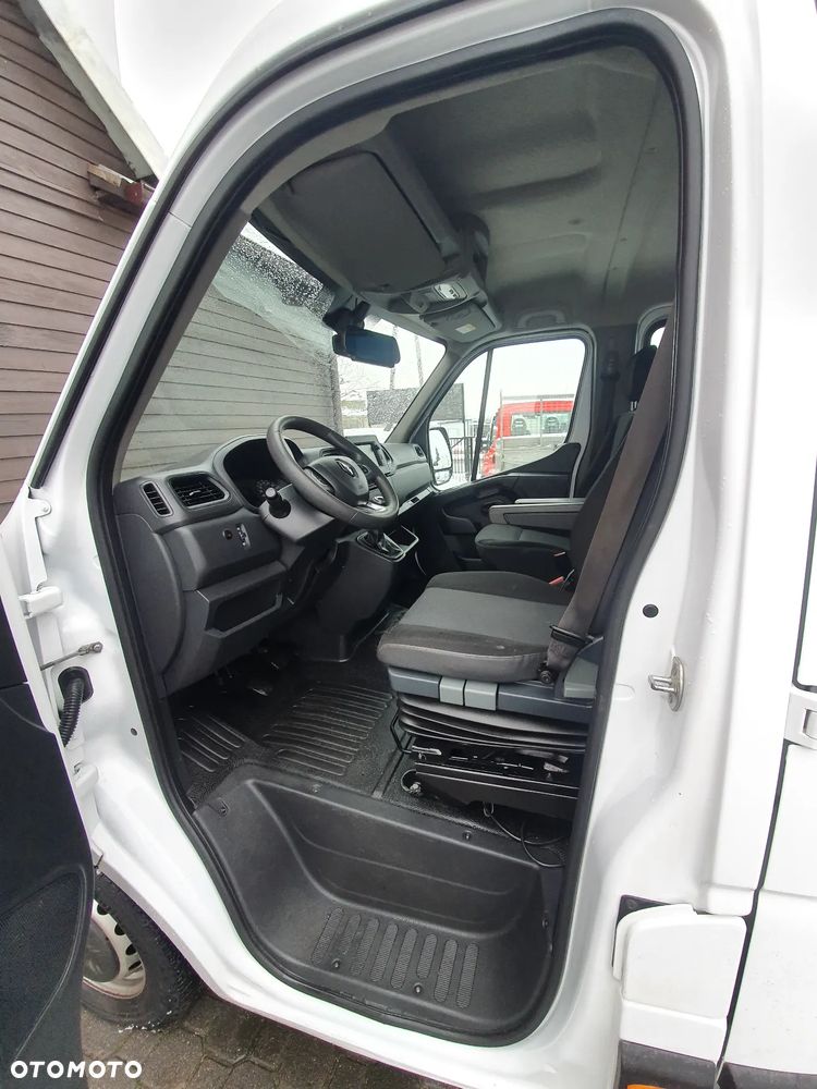 Renault Master - 10
