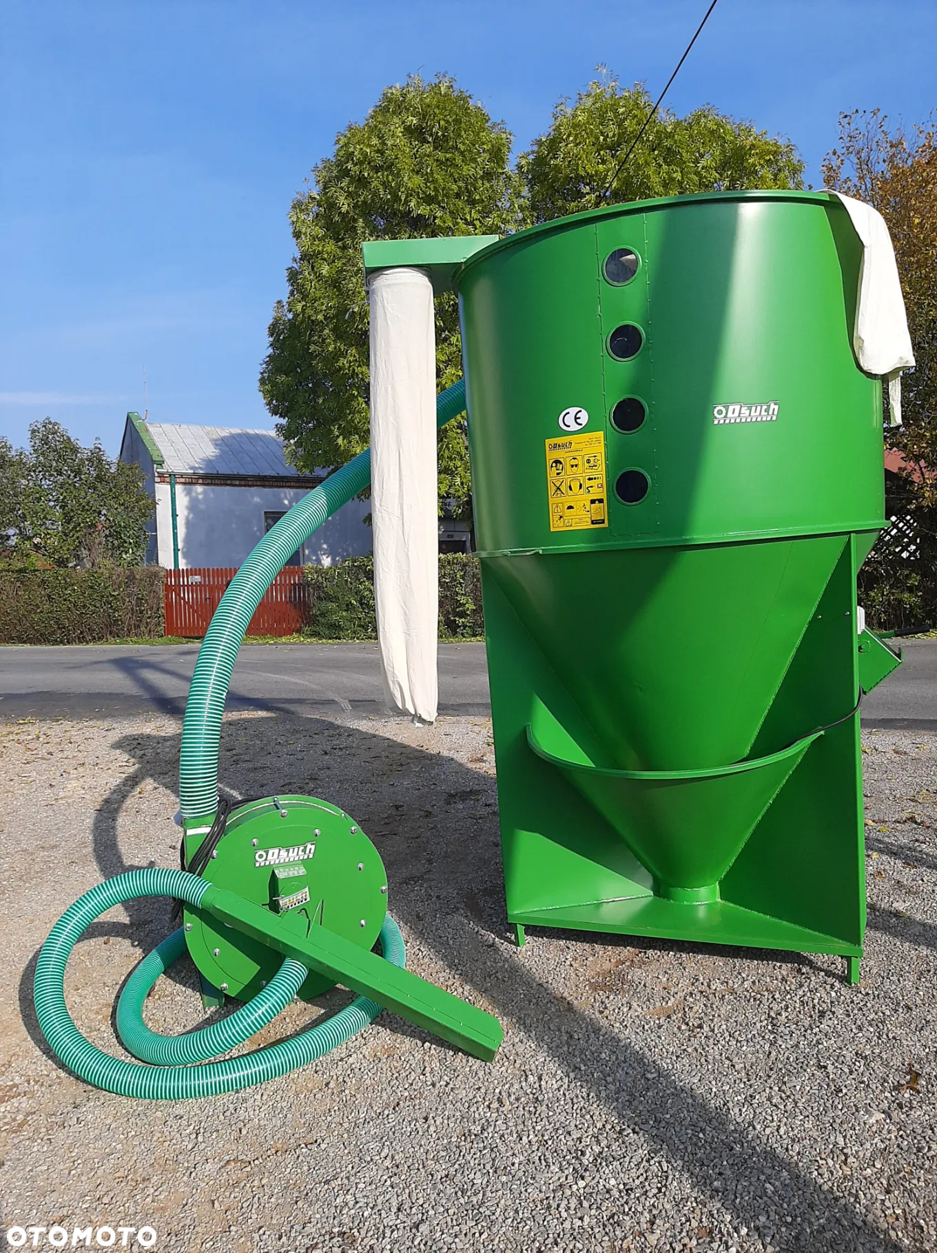 ZESTAW/AGREGAT PASZOWY mieszalnik 0,5-2t + śrutownik/rozdrabniacz/młynek OSUCH (wąż ssący 5m + tłoczący 3m +ssawa+ worki) waga TRANSPORT od ręki - 2