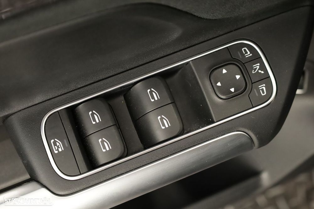 Mercedes-Benz B 180 d - 21