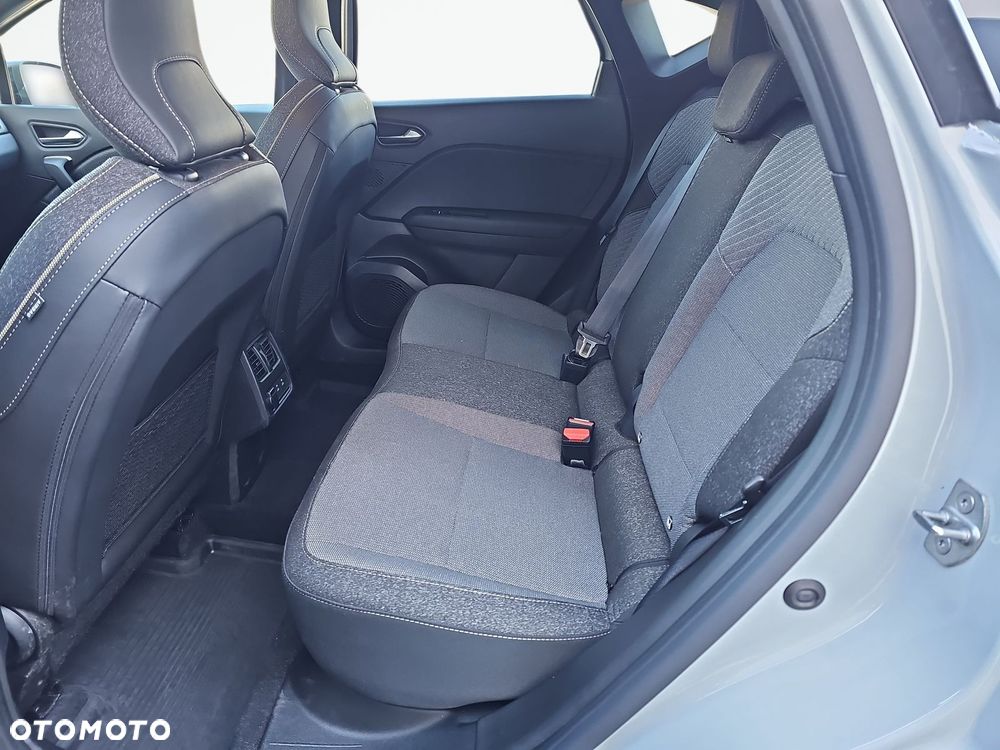 Renault Captur - 22