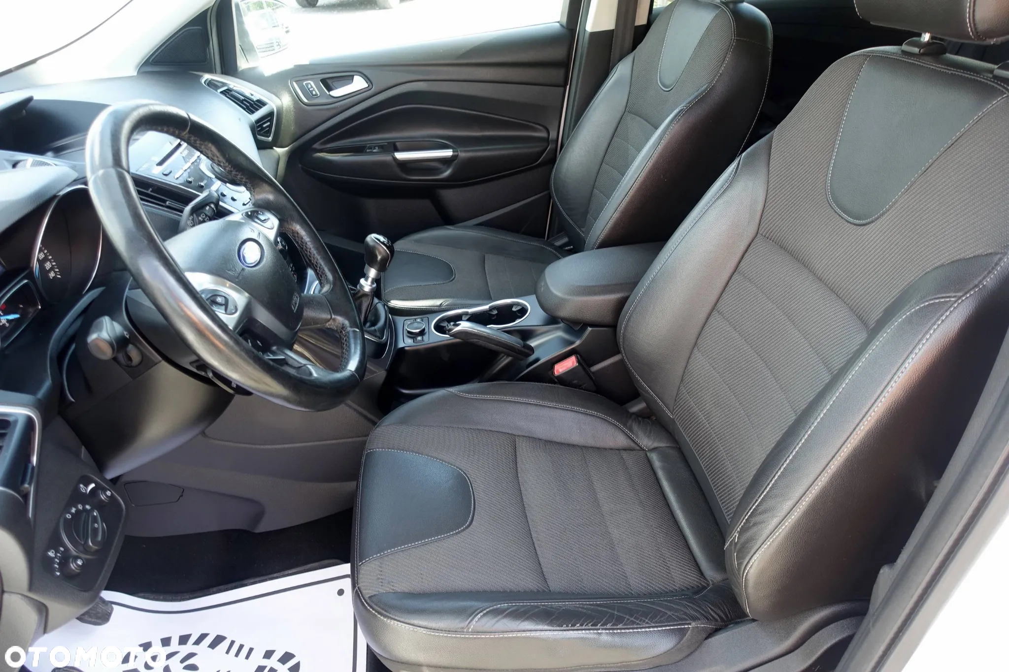 Ford Kuga 2.0 TDCi 4WD Titanium - 10