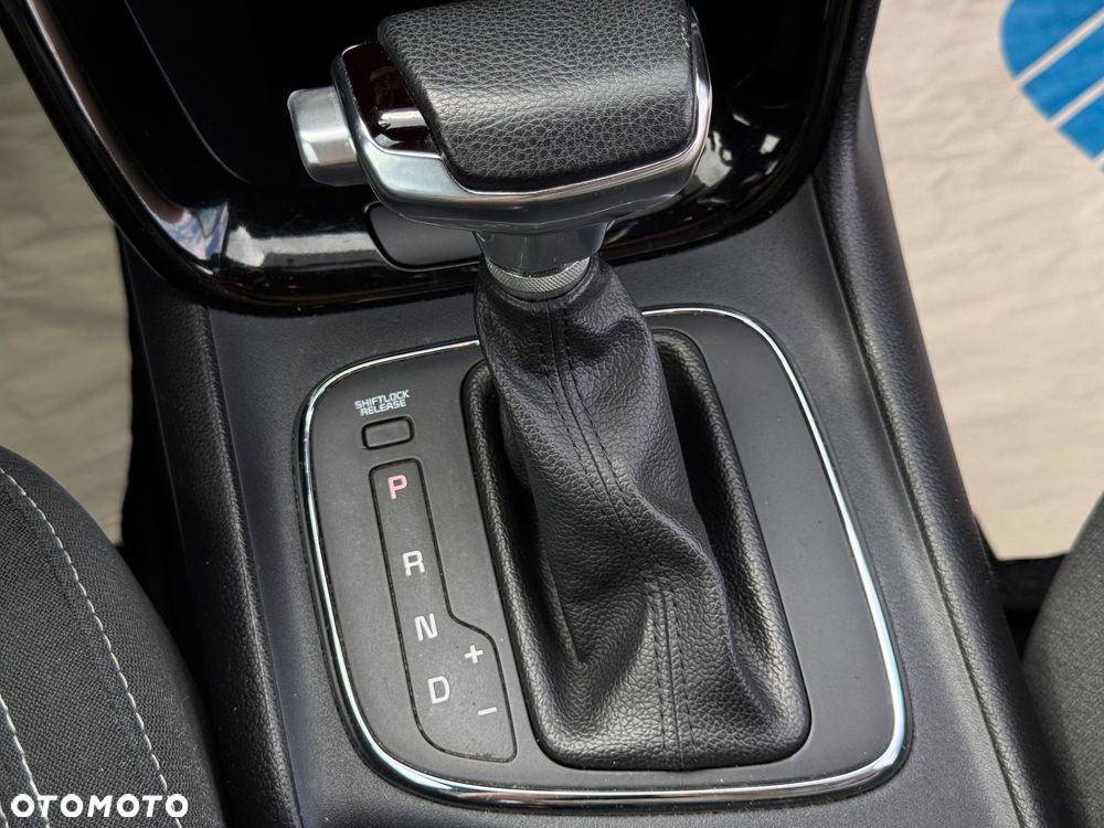 Kia Ceed 1.6 CRDi GT Line DCT - 30