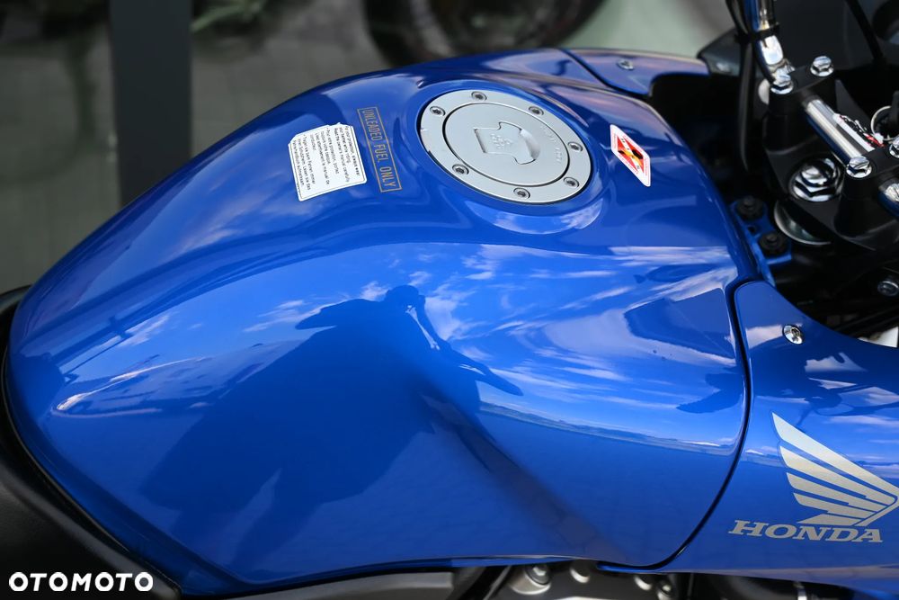 Honda CBF - 10