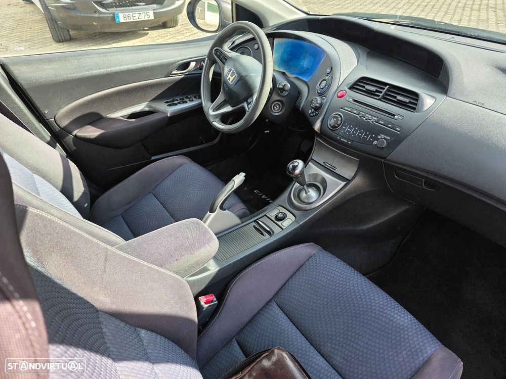 Honda Civic 1.4 i-VTEC Elegance - 7