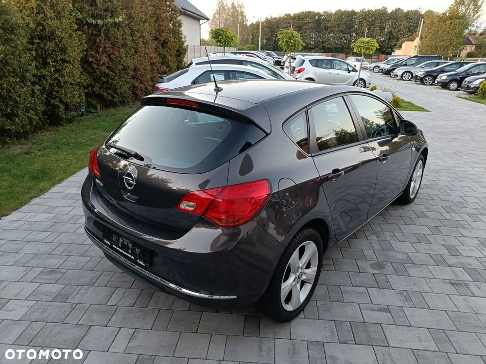 Opel Astra - 12