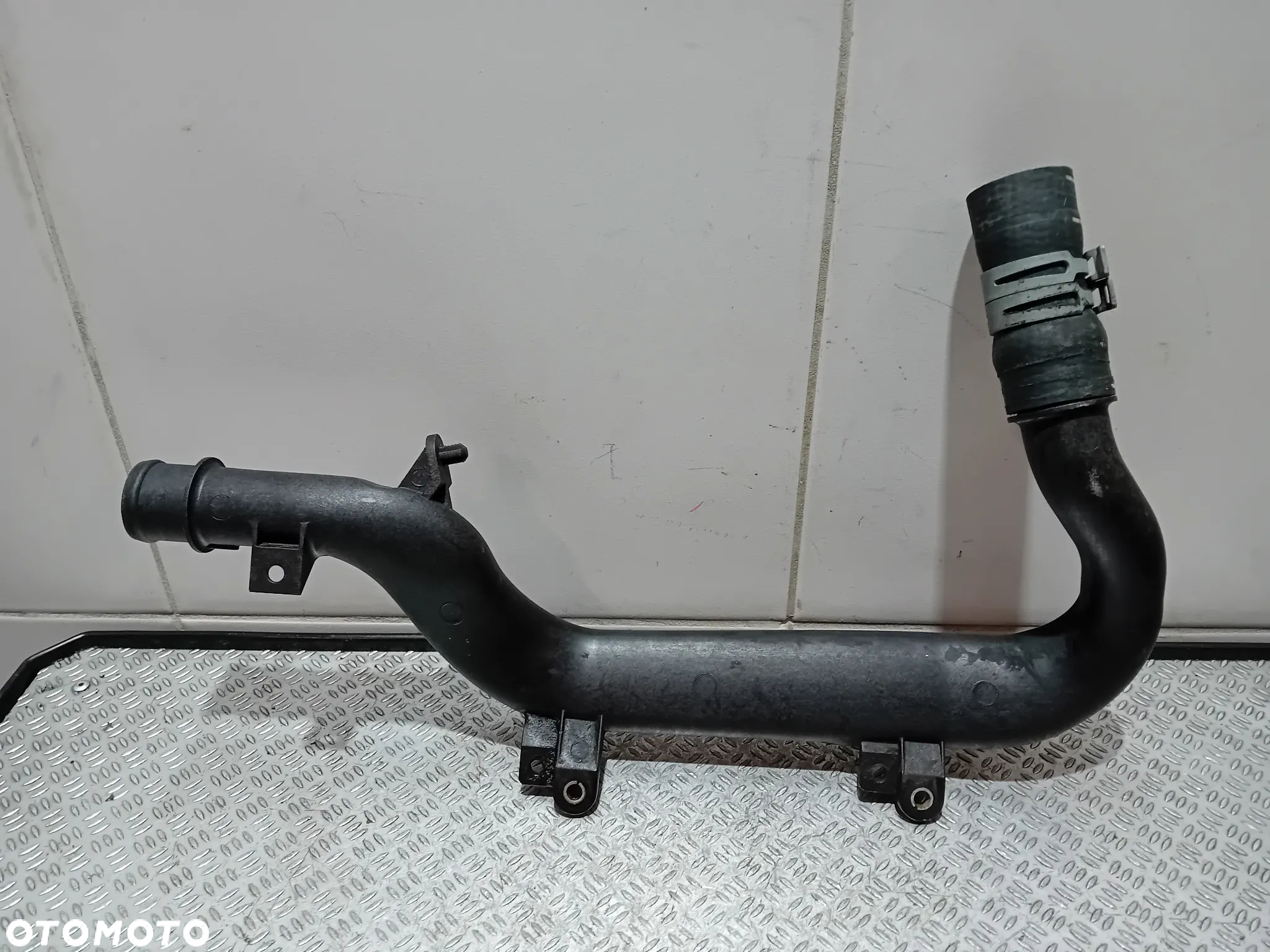 rura wody plastikowa VW T5 2.5 TDI 2008 7H0121065L - 3