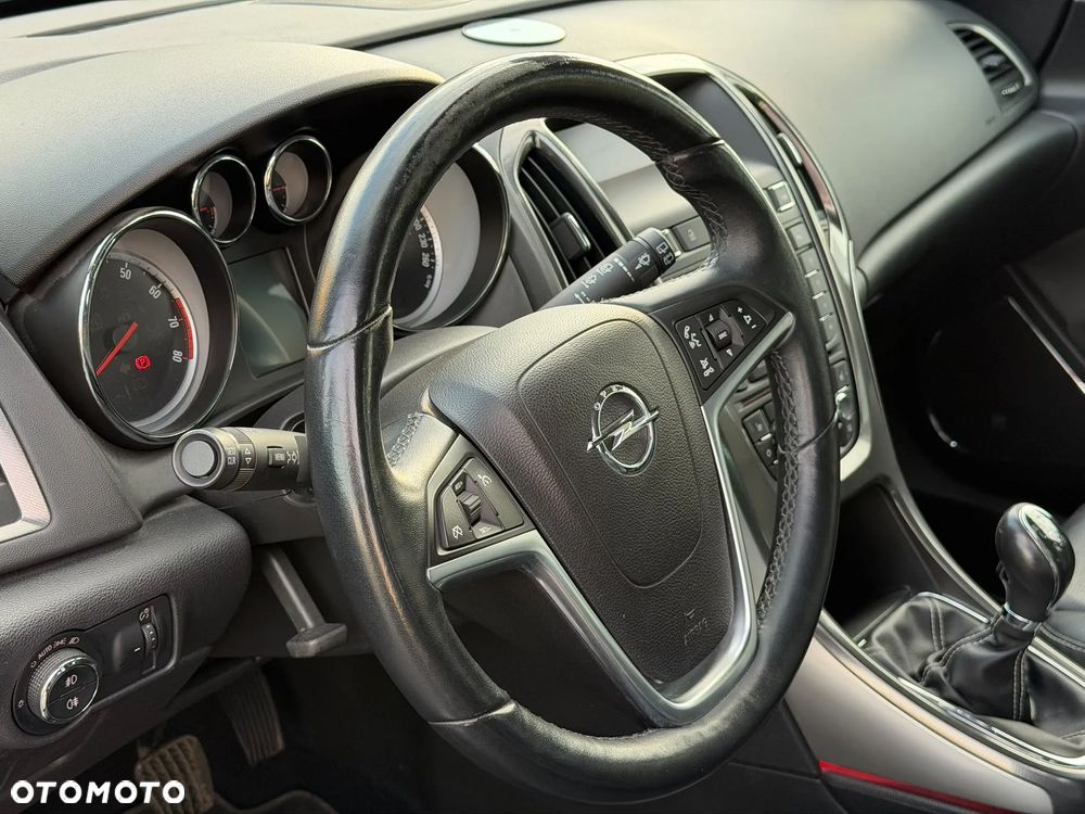 Opel Astra 1.6 Turbo Sport - 13