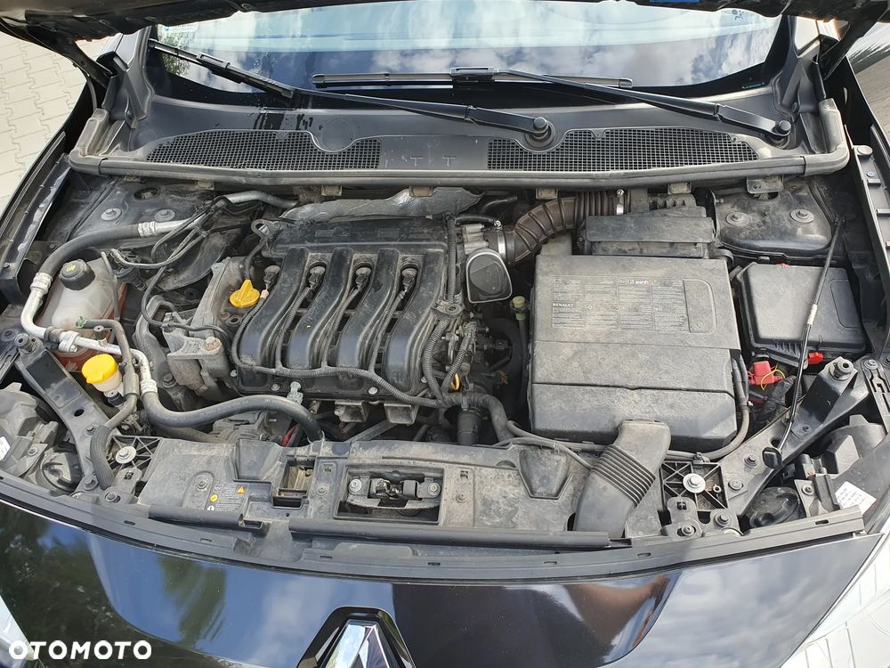Renault Fluence 1.6 16V Privilege Euro5 - 15