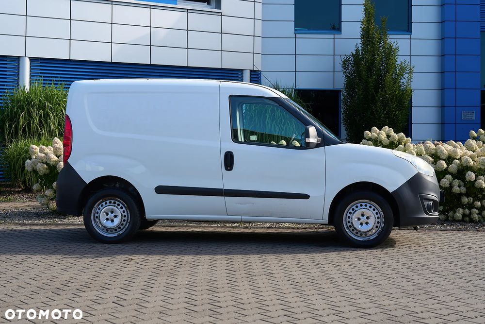 Opel Combo 1.4 Enjoy - 1