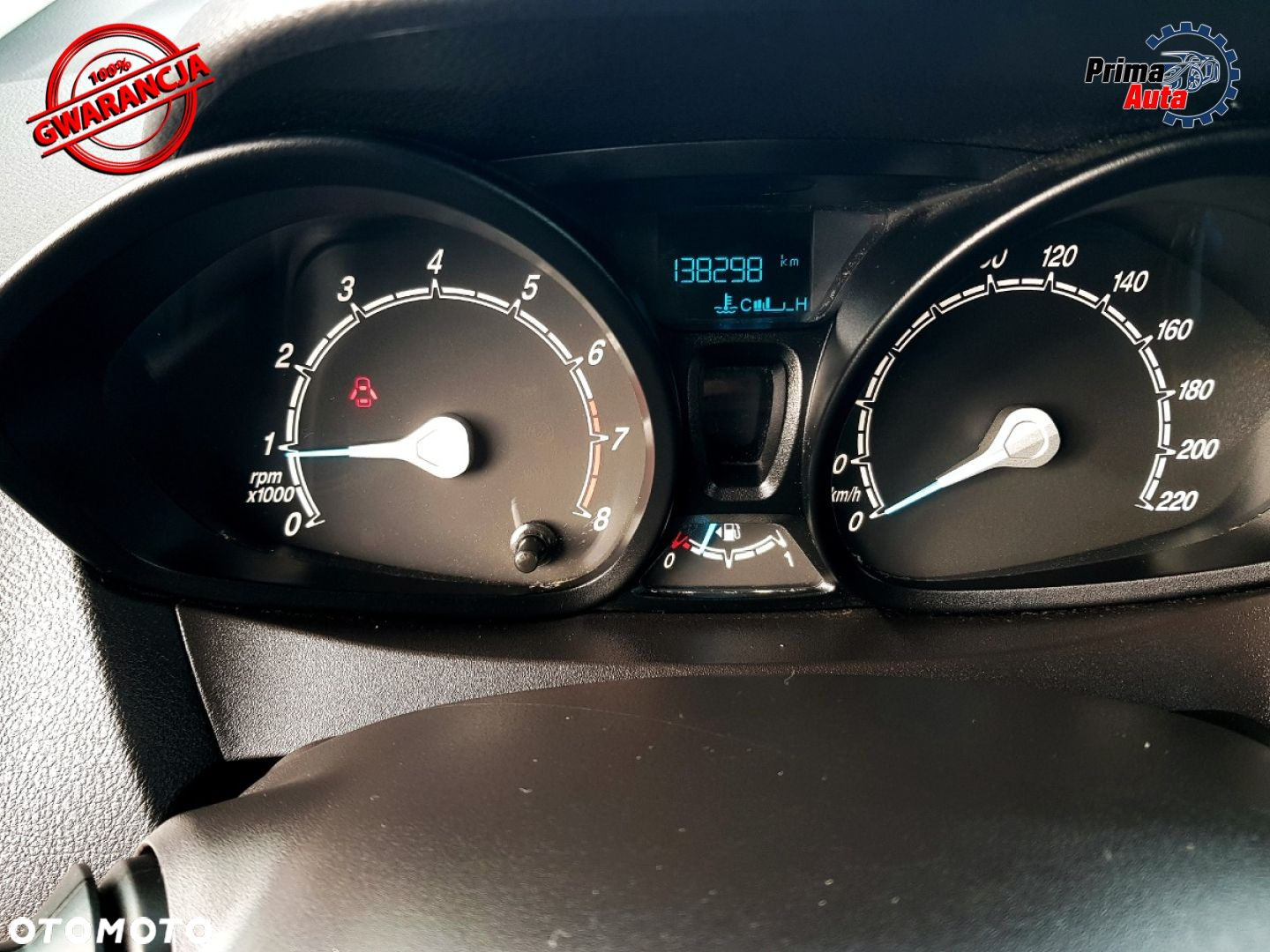Ford Tourneo Courier - 24