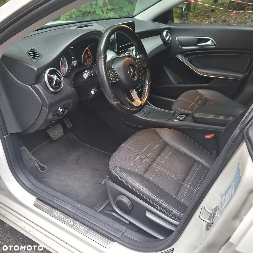 Mercedes-Benz CLA 200 (CDI) d 4-Matic - 7
