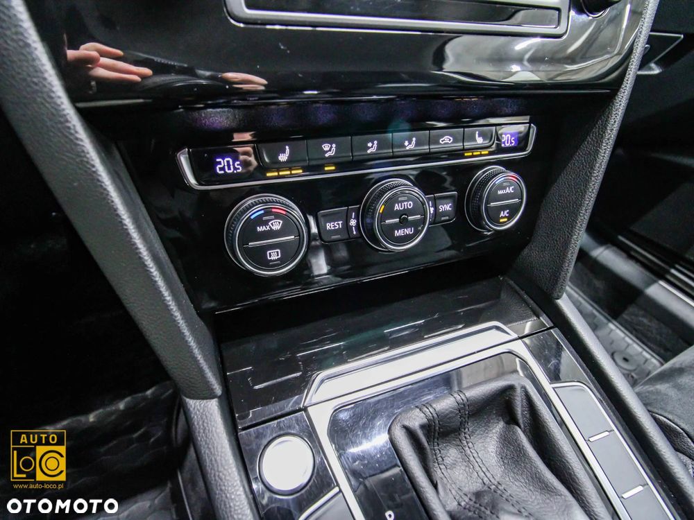 Volkswagen Passat 2.0 TDI BMT Highline DSG - 28