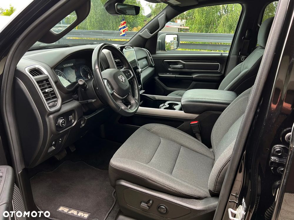 RAM 1500 5.7 Crew Cab Bighorn - 16
