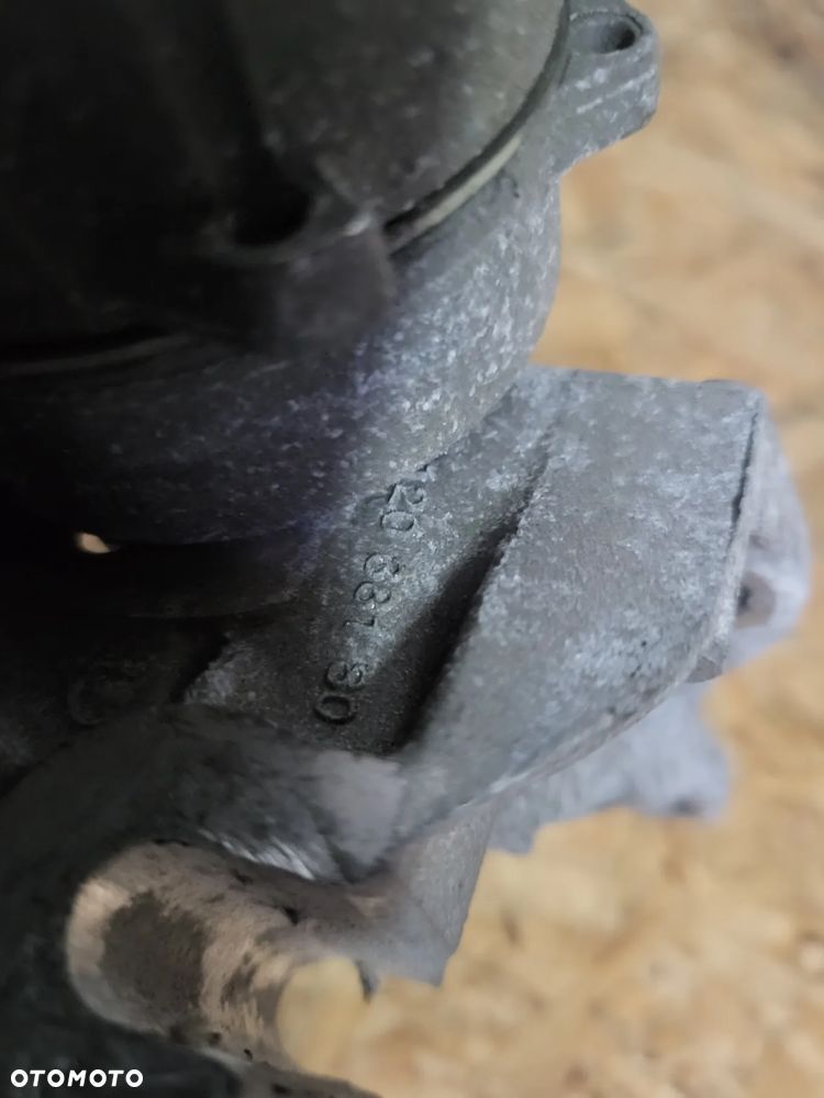 Łapa mocowanie alternatora Peugeot 1.2 VTI - 4