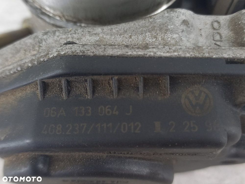 PRZEPUSTNICA VW GOLF IV 06A133064J  1.6 8V - 5