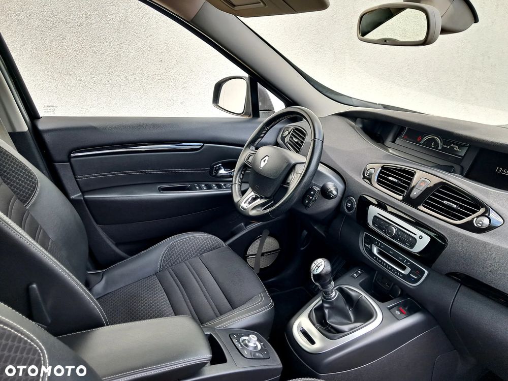 Renault Scenic Energy dCi 130 Start & Stop Bose Edition - 14