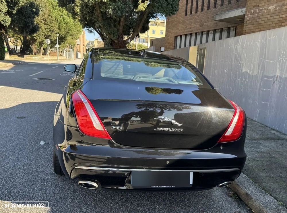 Jaguar XJ 3.0 D V6 Premium Luxury - 8