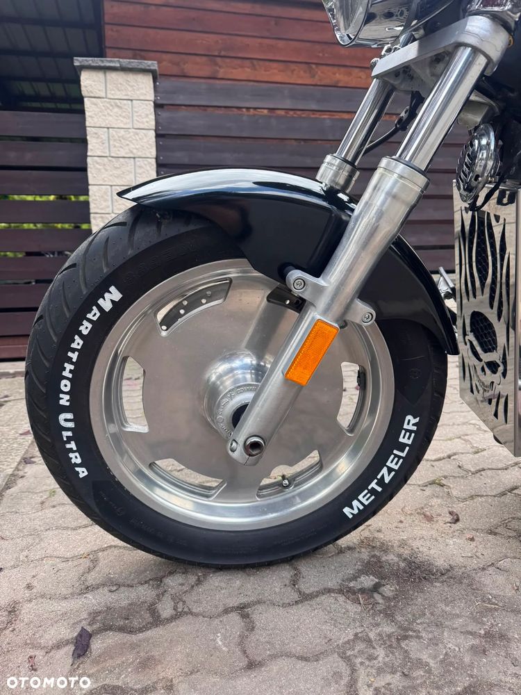 Honda VTX - 8