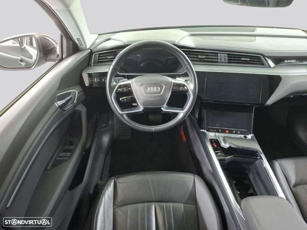 Audi e-tron - 4
