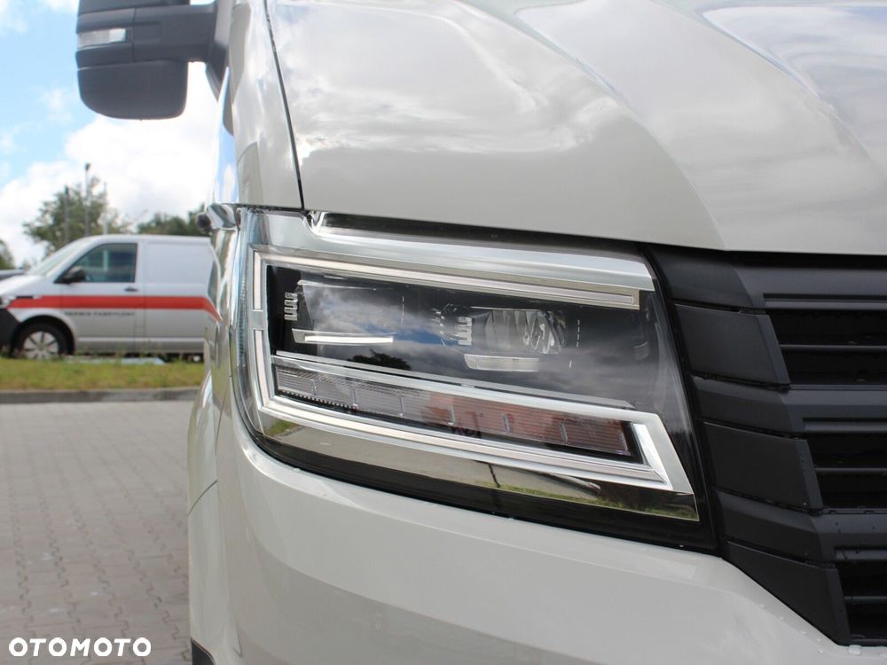 Volkswagen Crafter 2.0 TDI Manual - 10