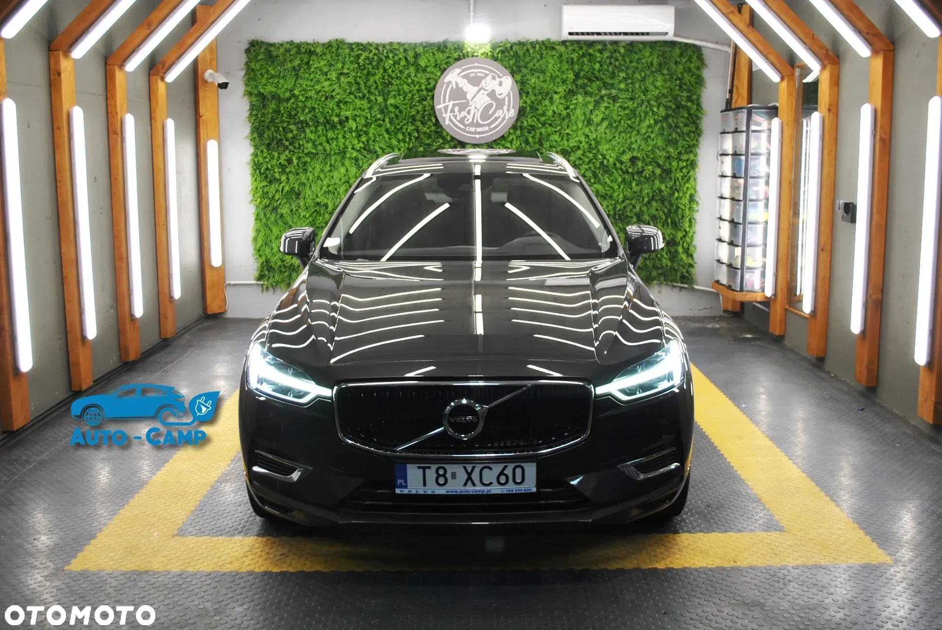 Volvo XC 60 T8 AWD Plug-In Hybrid Momentum Pro - 2