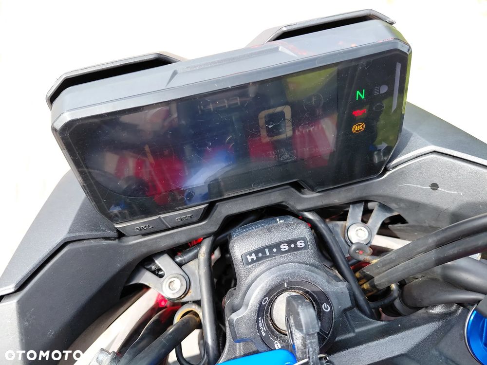 Honda CB - 10