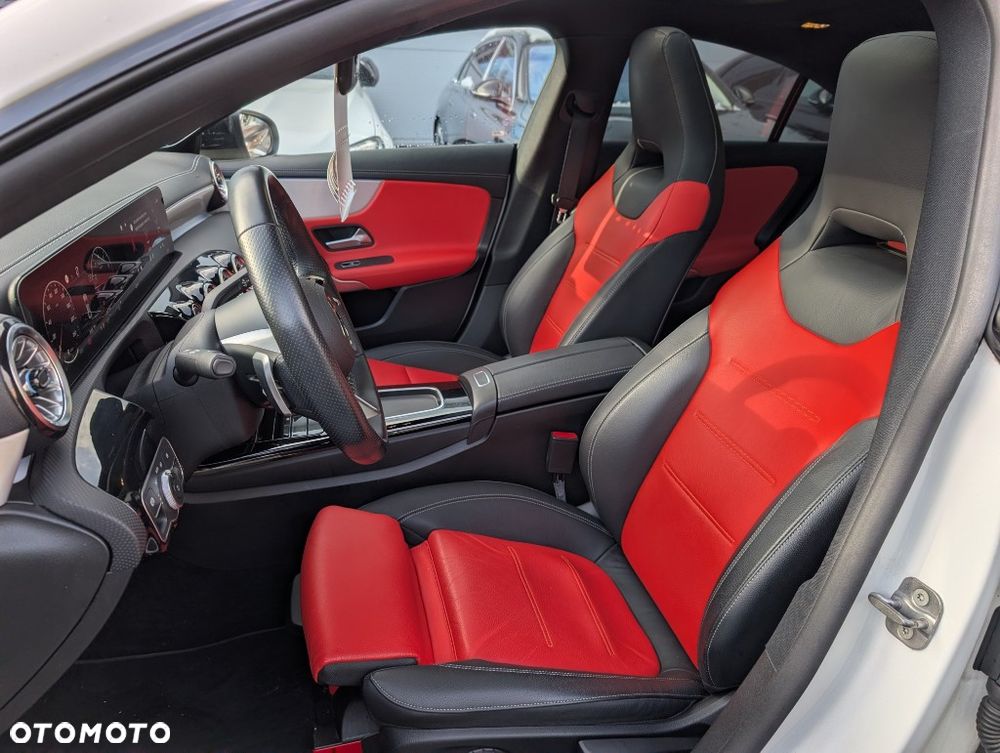 Mercedes-Benz CLA 200 AMG Line 7G-DCT - 8