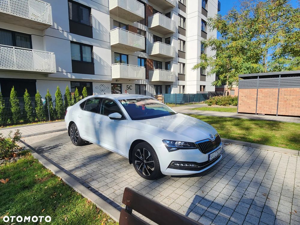 Skoda Superb 2021 photo 5