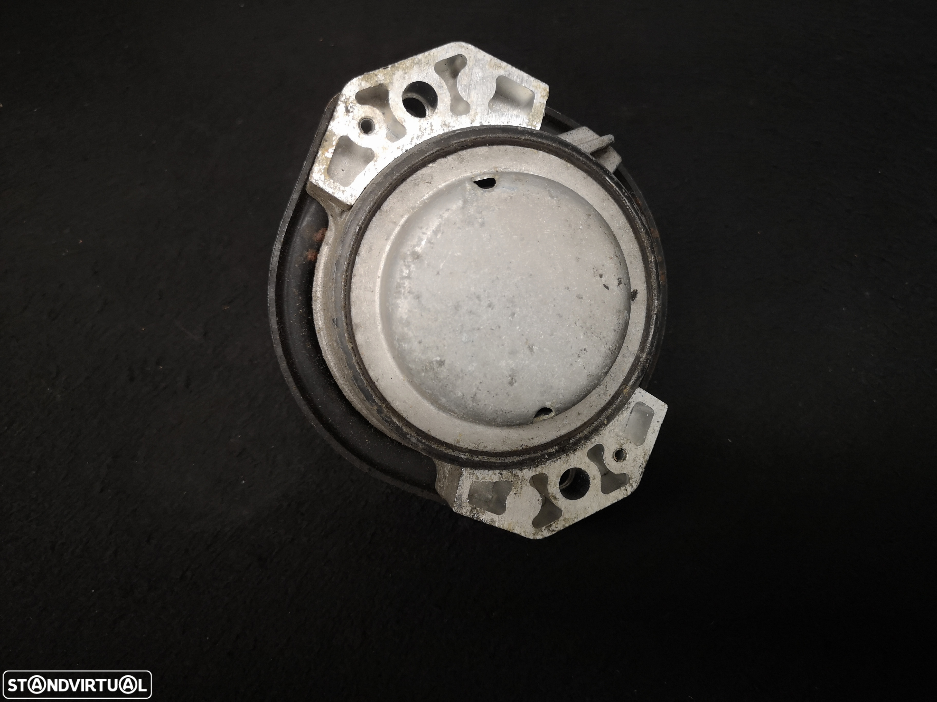 Apoio de motor BMW7 E65 E66 2002+  (3x no estoque) - 5