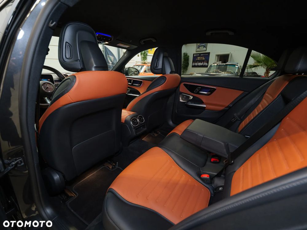 Mercedes-Benz Klasa C 220 d mHEV 4-Matic AMG - 19