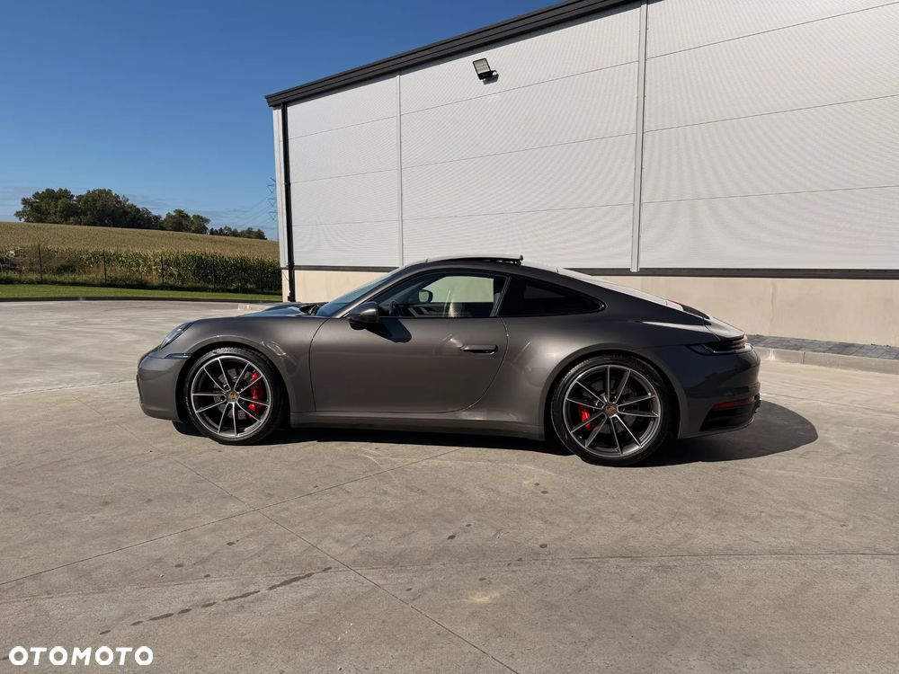 Porsche 911 Carrera 4S - 5