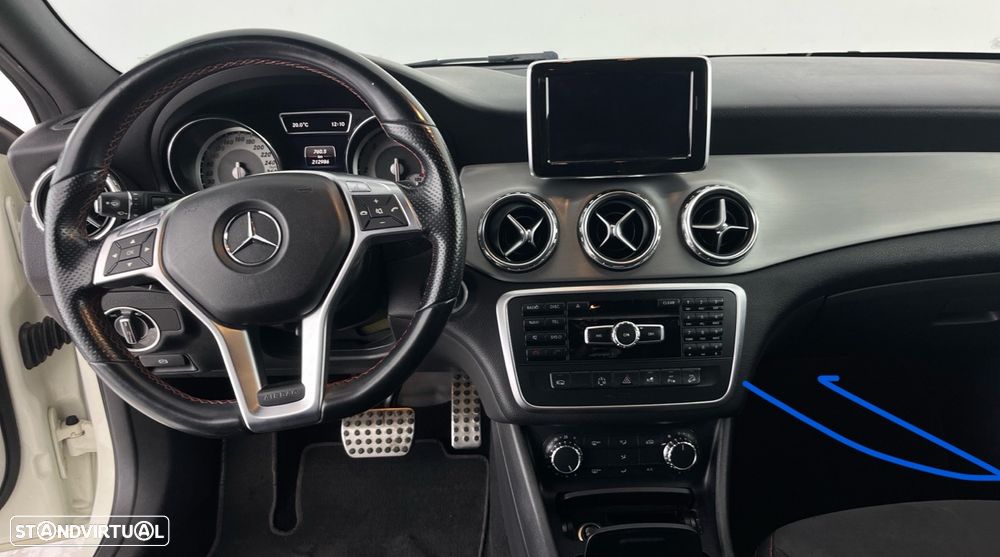Mercedes-Benz GLA 220 CDi AMG Line - 20