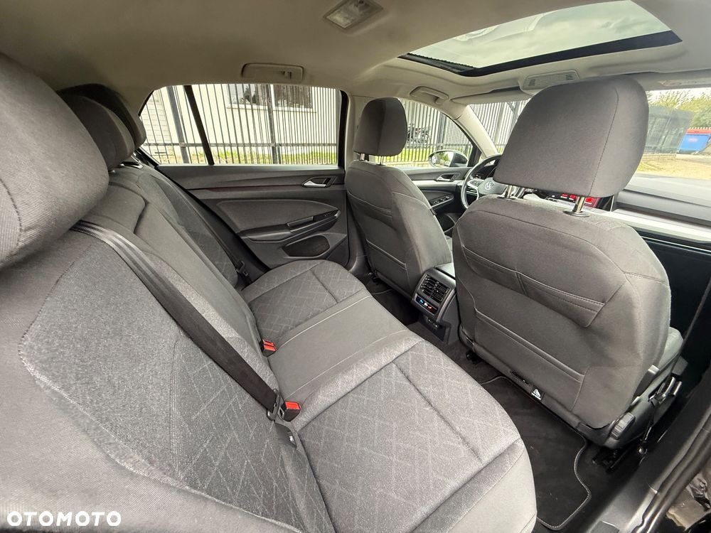 Volkswagen Golf 1.5 TSI HEV R-Line - 21