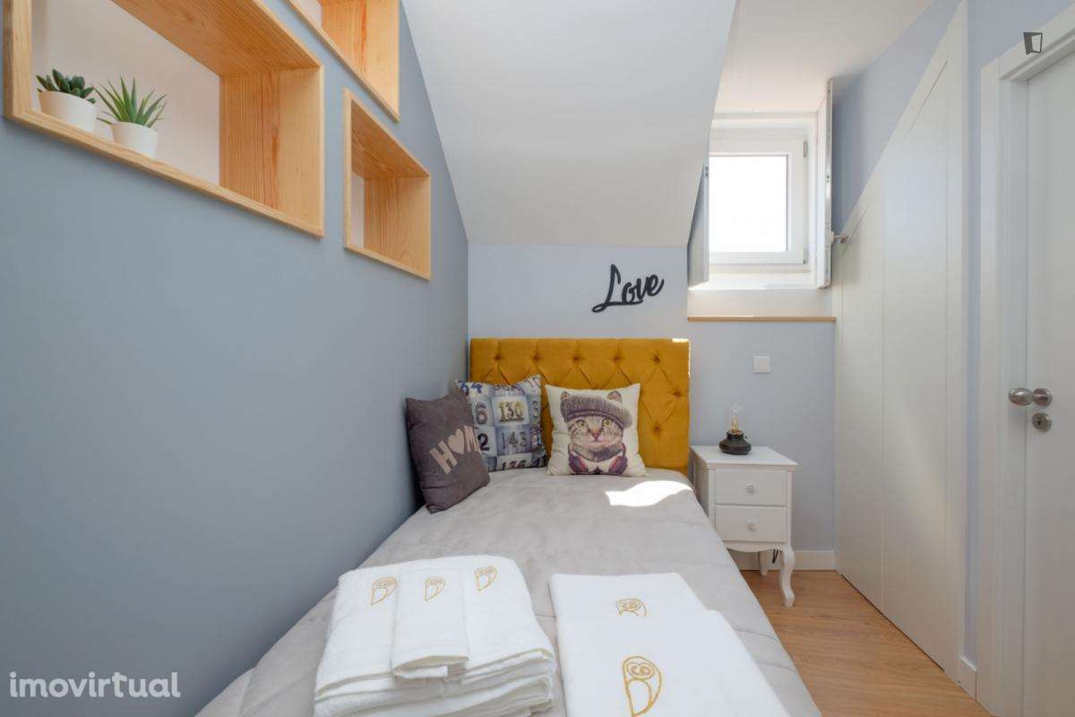 Estúdio - localizado em Montes Claros Coimbra - Grande imagem: 4/16