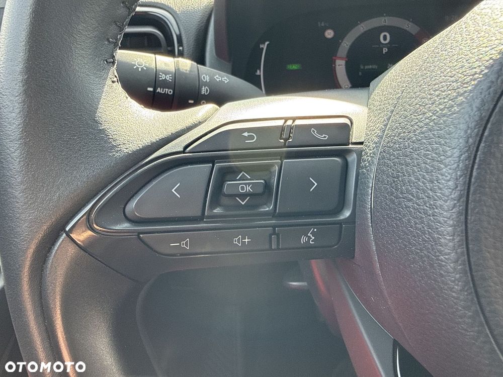 Toyota Yaris Cross Hybrid 1.5 Style - 17