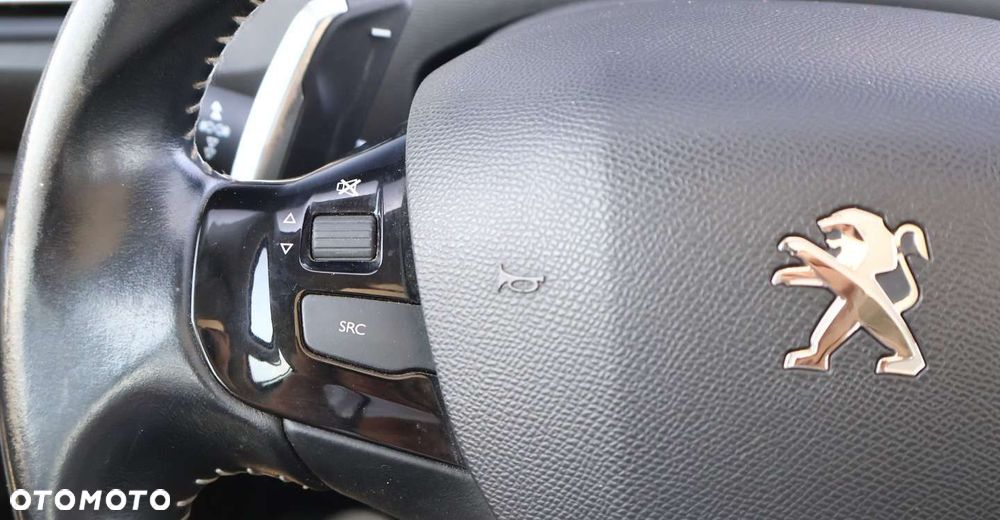 Peugeot 308 - 19