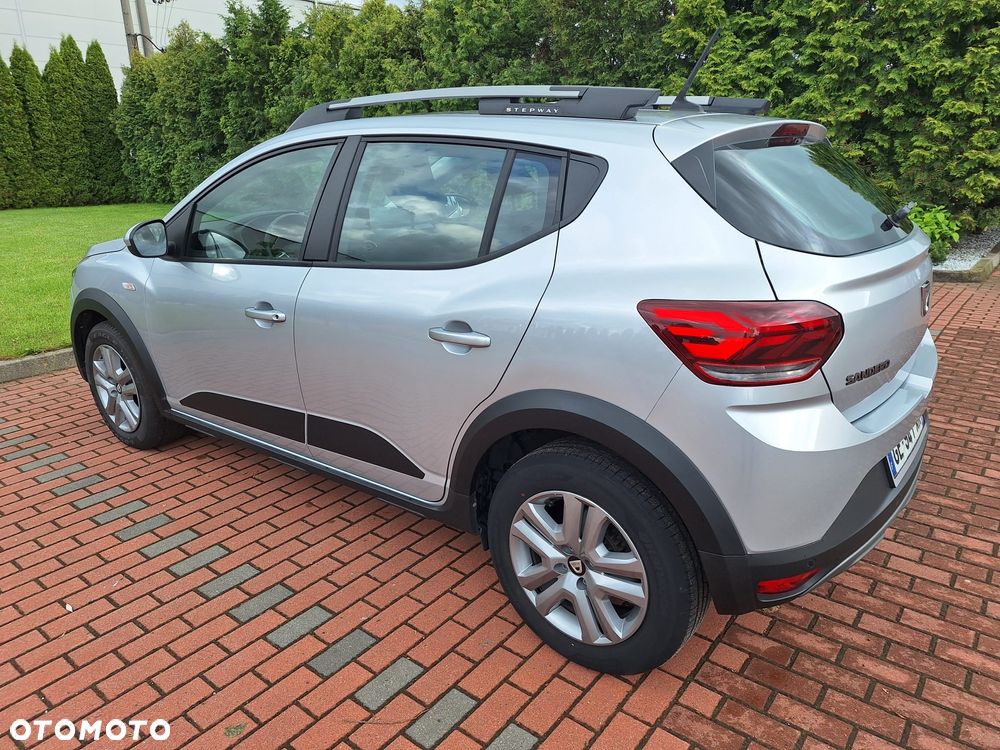 Dacia Sandero - 4