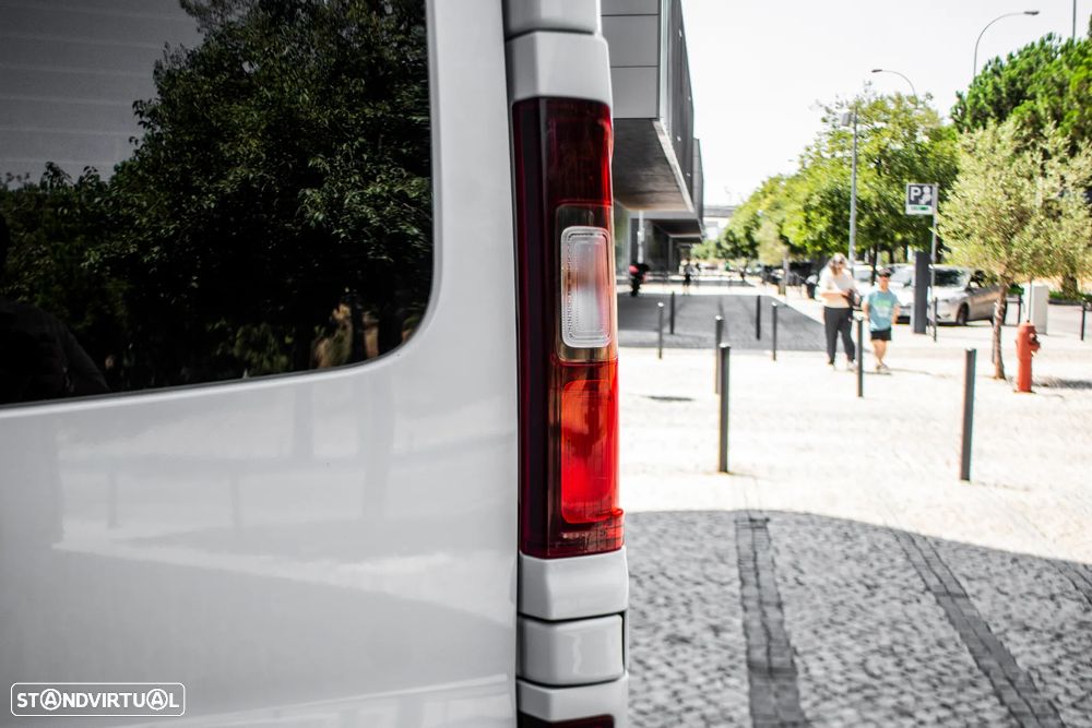 Renault Trafic 2.0 Blue dCi L1 Equilibre - 10