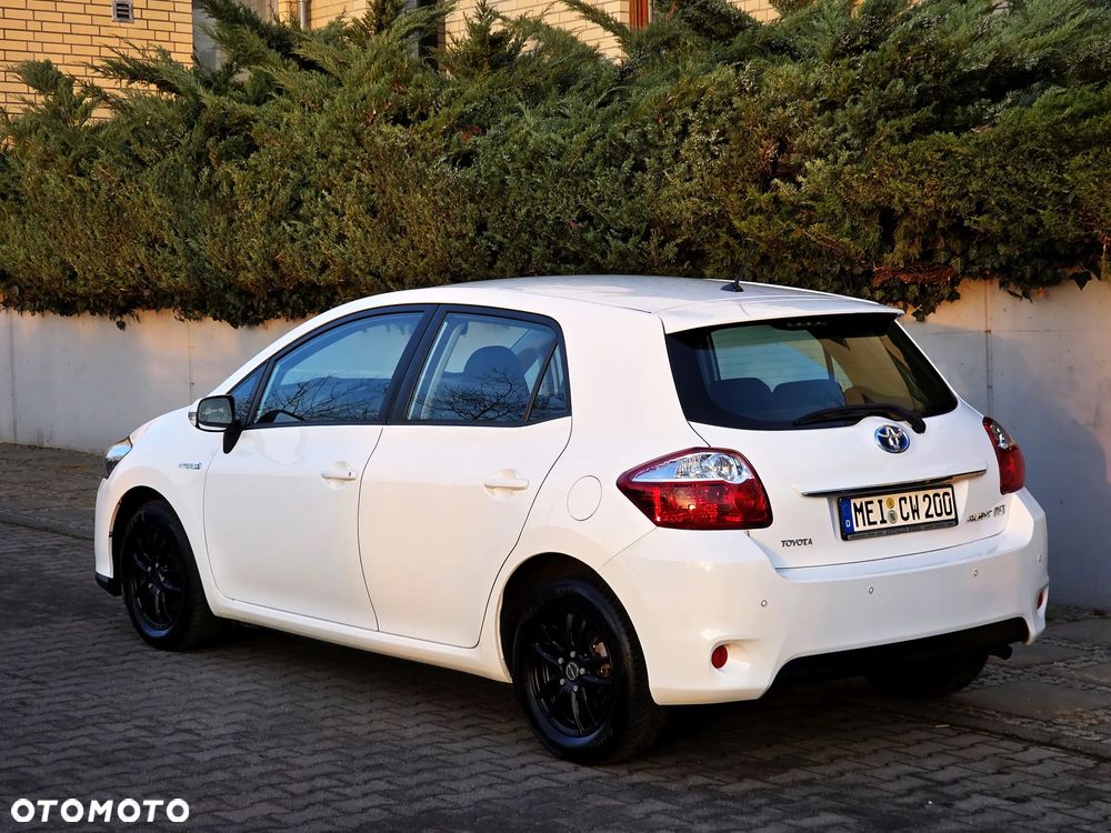 Toyota Auris 1.8 HSD Luna - 6