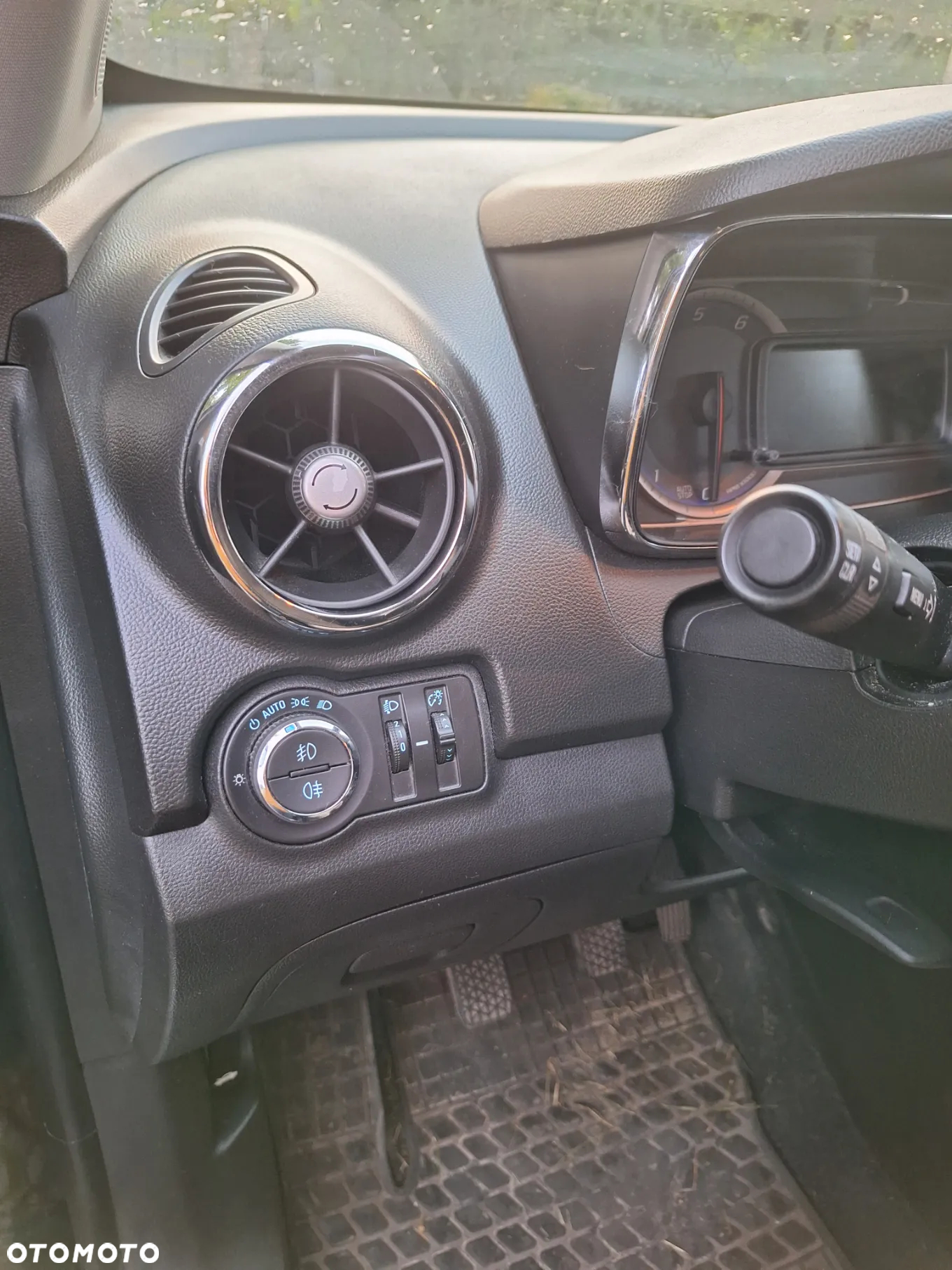 Chevrolet Trax 1.7 D LT AWD - 11