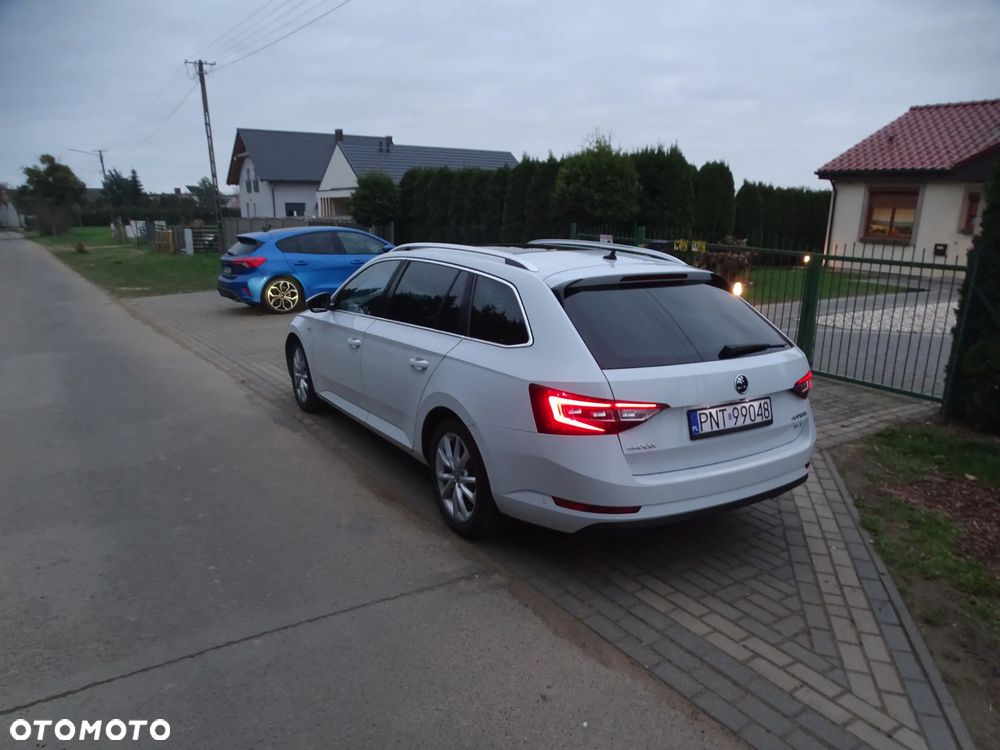 Skoda Superb 2.0 TDI DSG L&K - 4