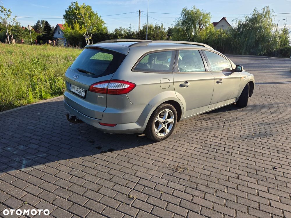 Ford Mondeo 2.0 TDCi Ghia - 3