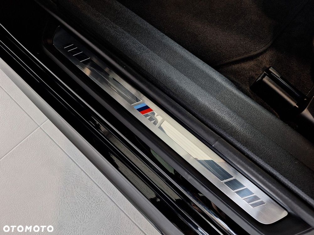 BMW Seria 3 320d xDrive M Sport sport - 13