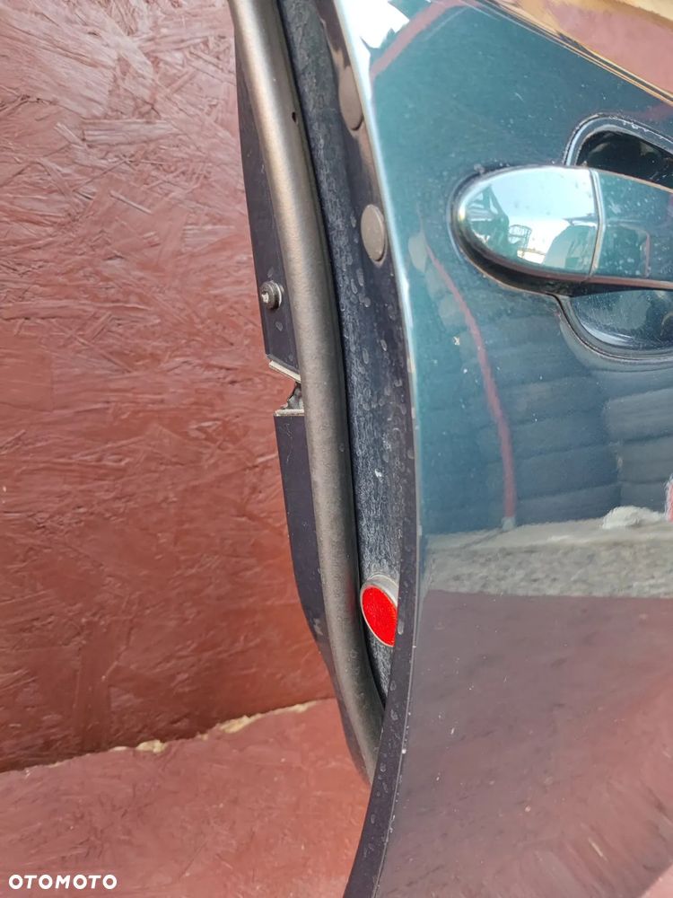 BMW E60 / E60 LCI / E61 / E61 LCI. ORYGINALNE KOMPLETNE DRZWI LEWE / PRAWE EUROPA. W KOL. TIEFGRUEN METALLIC. O NR: 7 202 339 / 7 181 003 / 7 111 375 / 7 202 340 / 7 111 376 / 7 181 004 OEM. W BARDZO DOBRYM STANIE. - 17