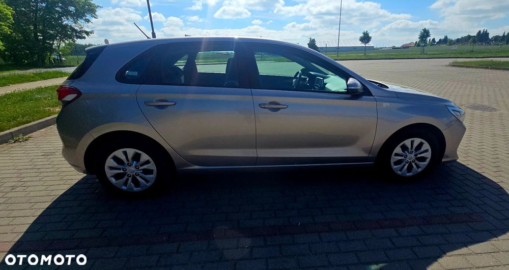 Hyundai i30 1.4 Premiere Comfort - 7