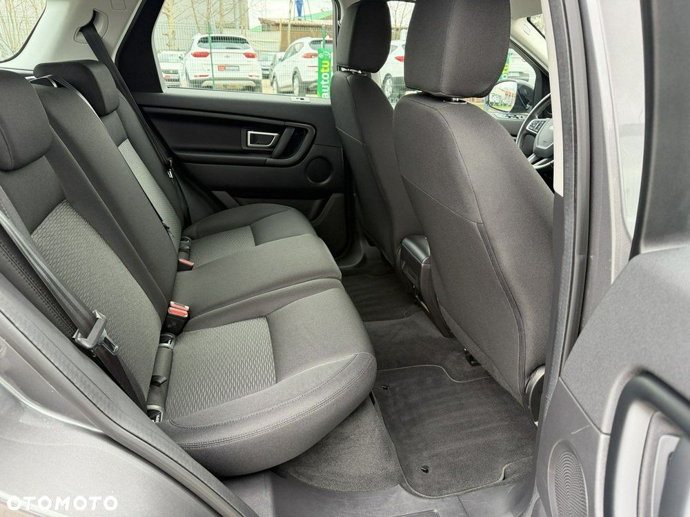 Land Rover Discovery Sport TD4 Dynamic - 32