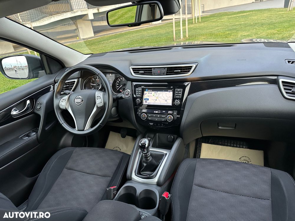 Nissan Qashqai 1.5 DCI TEKNA - 6