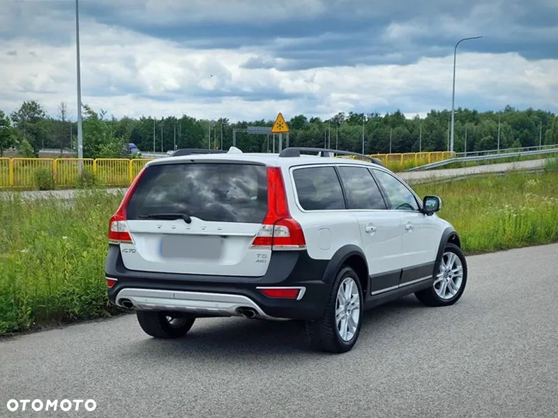 Volvo XC 70 - 10