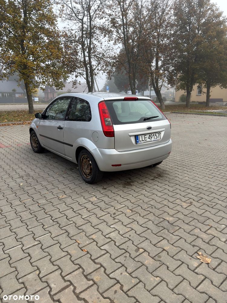 Ford Fiesta - 4