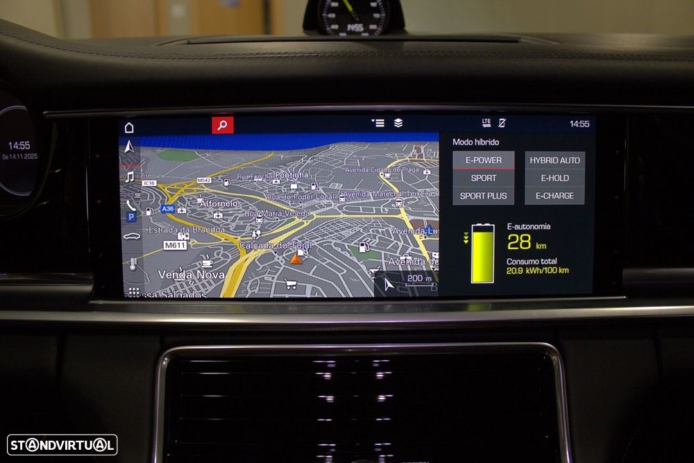 Porsche Panamera 4 E-Hybrid - 38